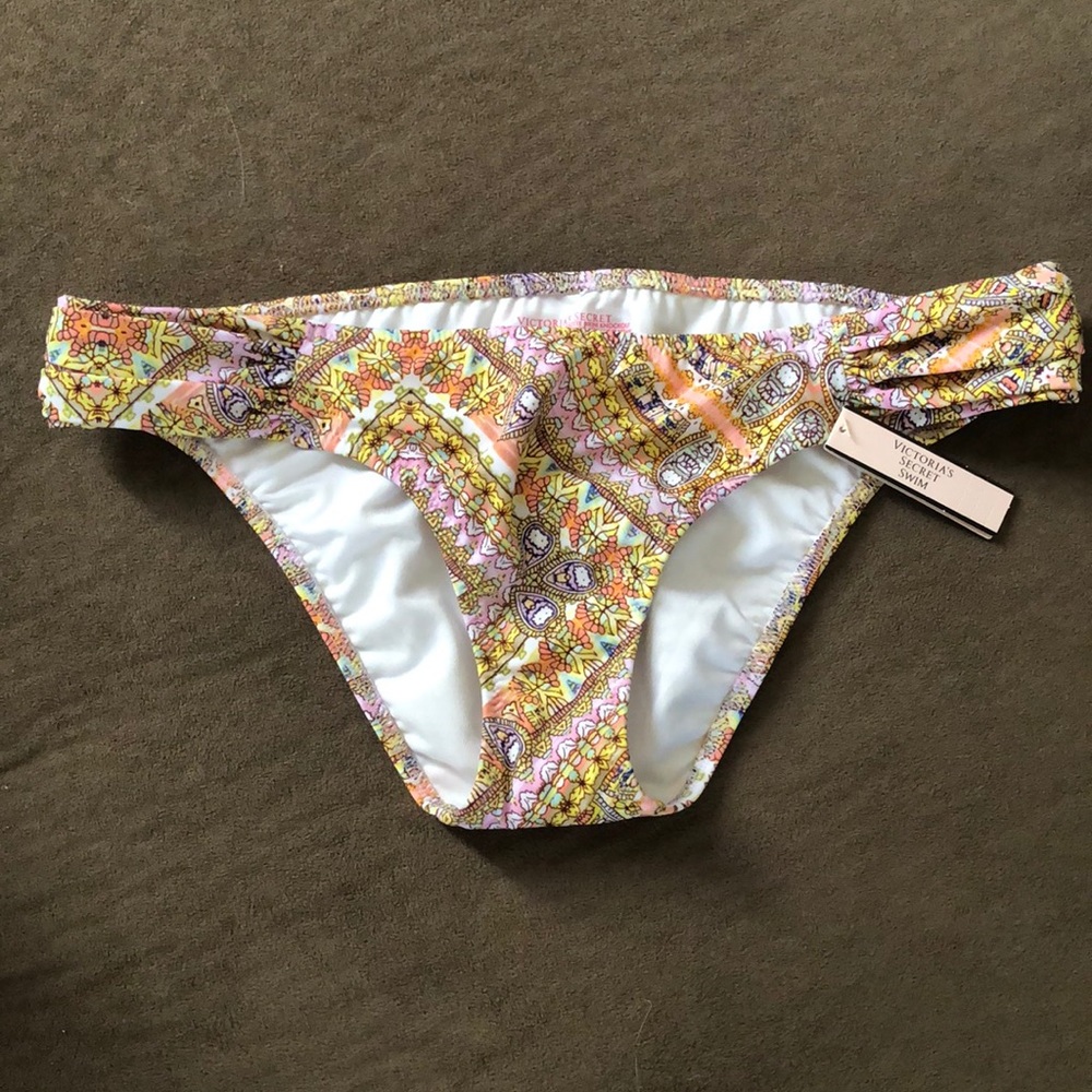VS Bikini Bottom